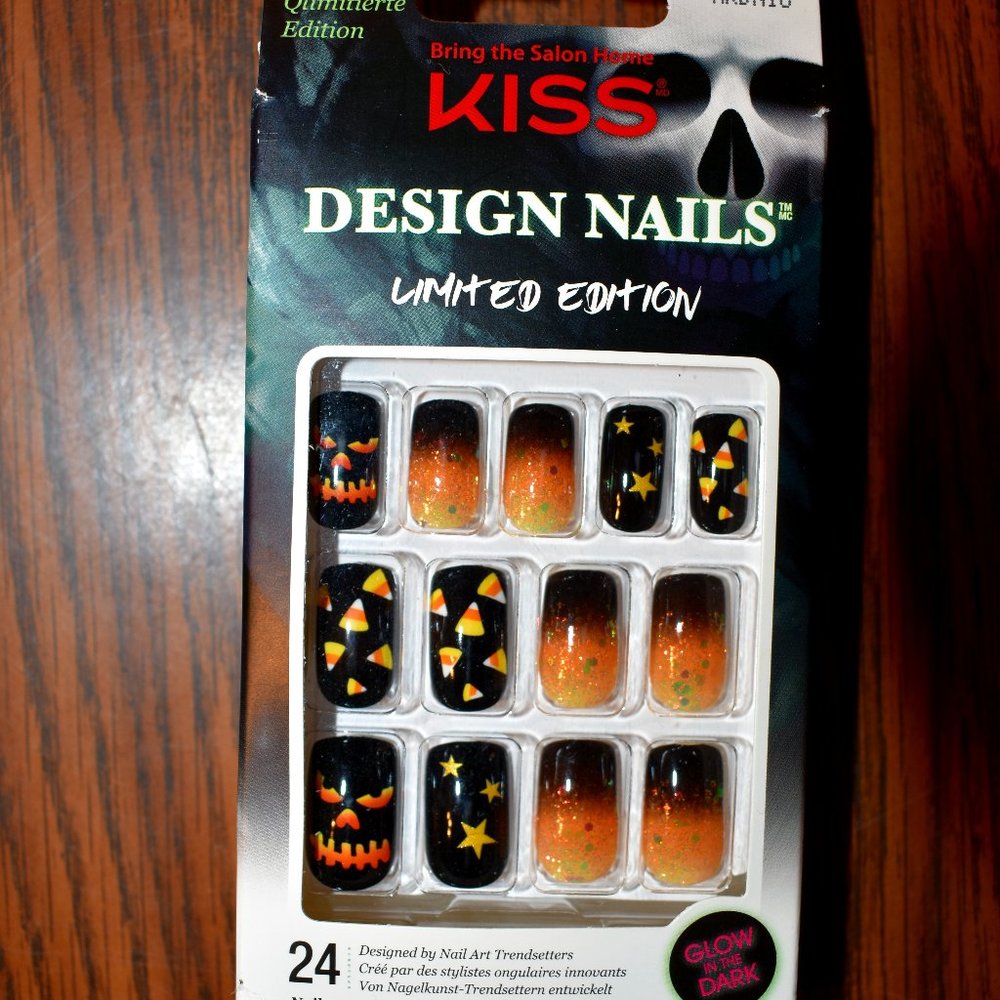 KISS Halloween Nails